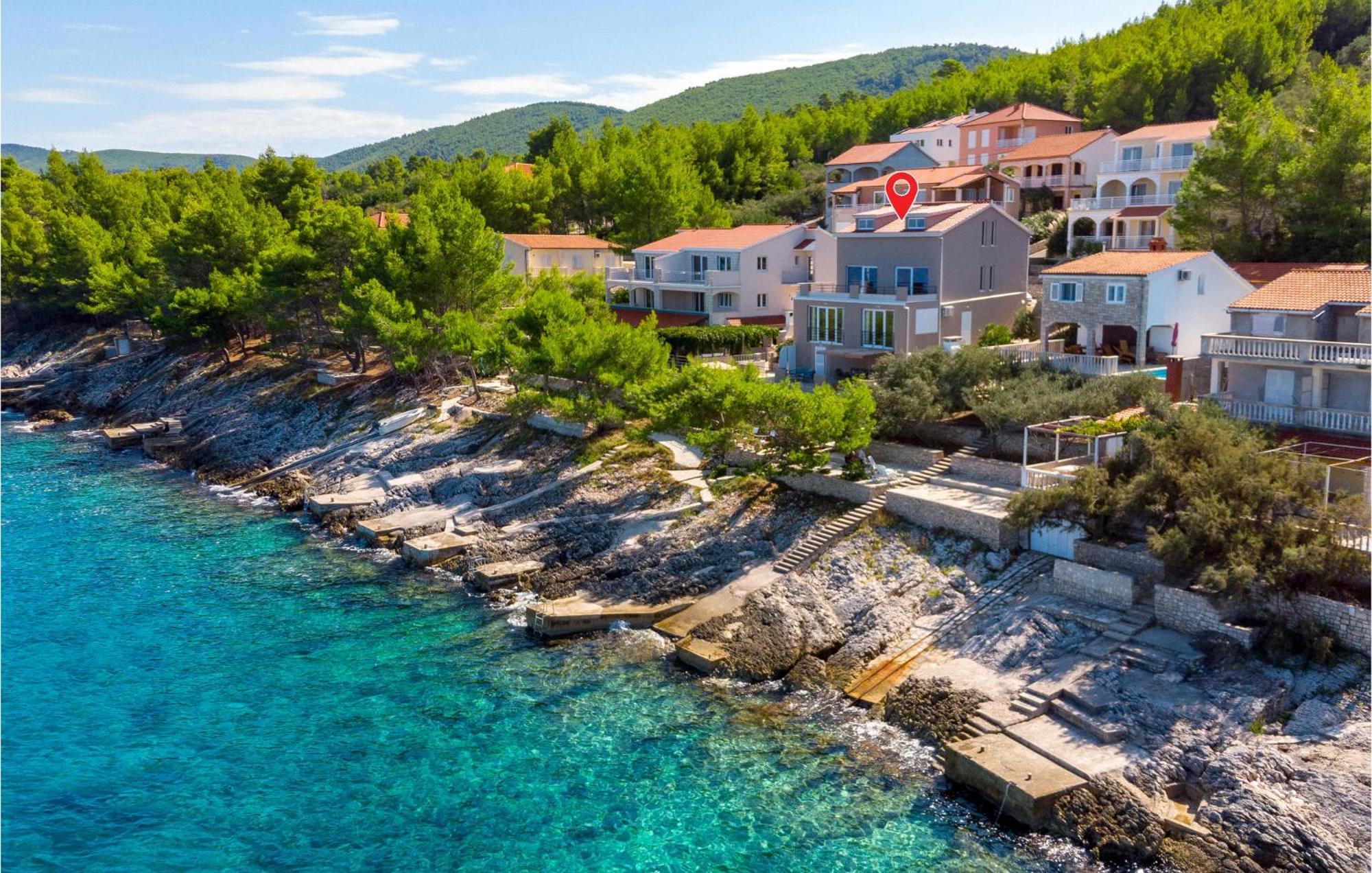 3 Bedroom Amazing Home In Prigradica Exterior photo